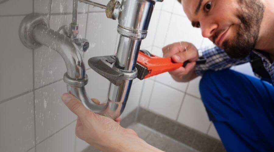Professional same day plumber services in Holladay, TN